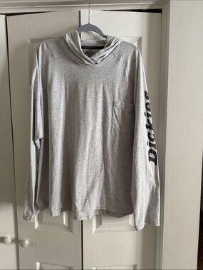 Dickies Men's Crewneck Long-Sleeve Sweater in Light Gray with Sleeve Logo